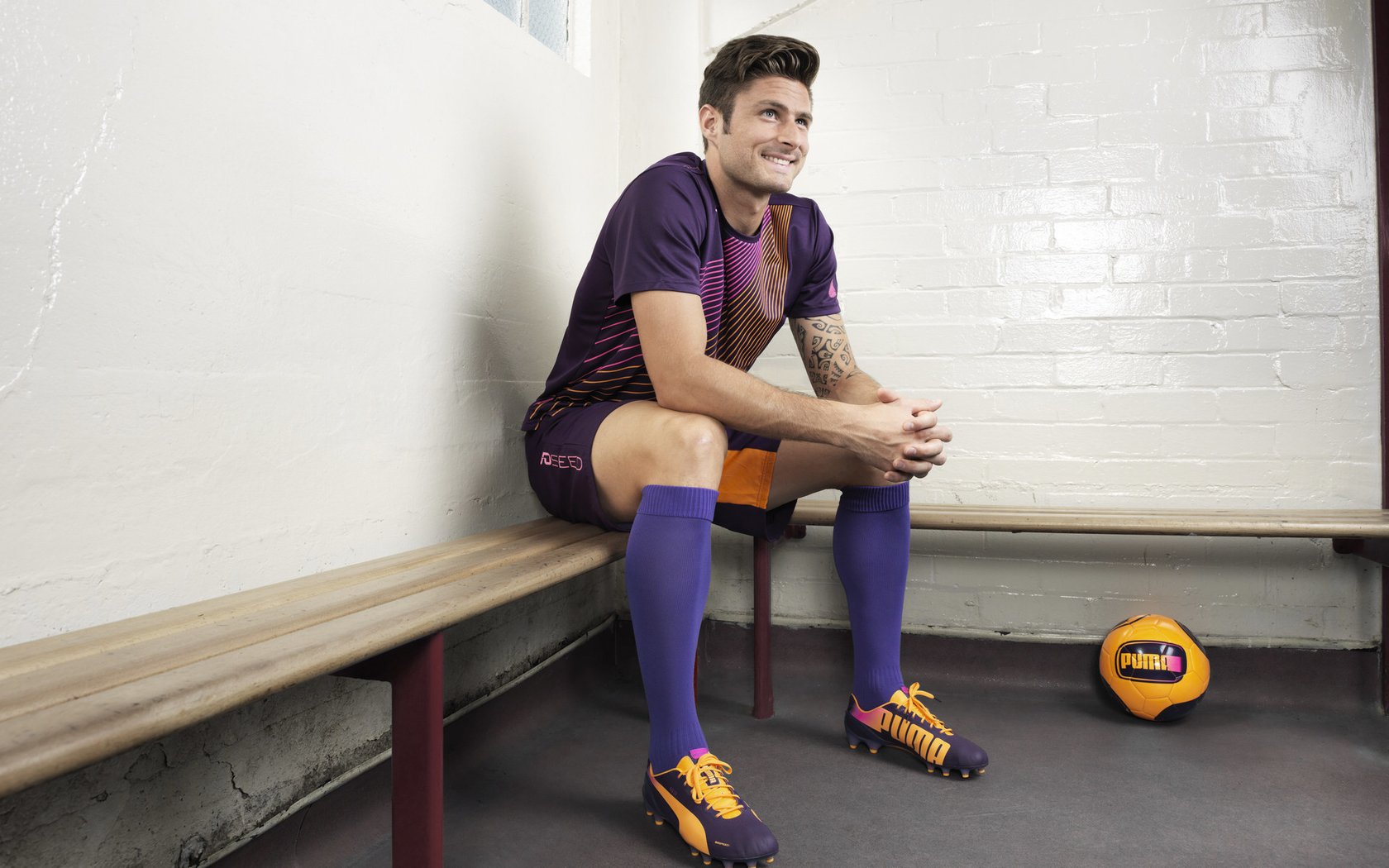 九游网页版入口-范奥特尔戴克突破心理关口进决赛，范戴克助攻